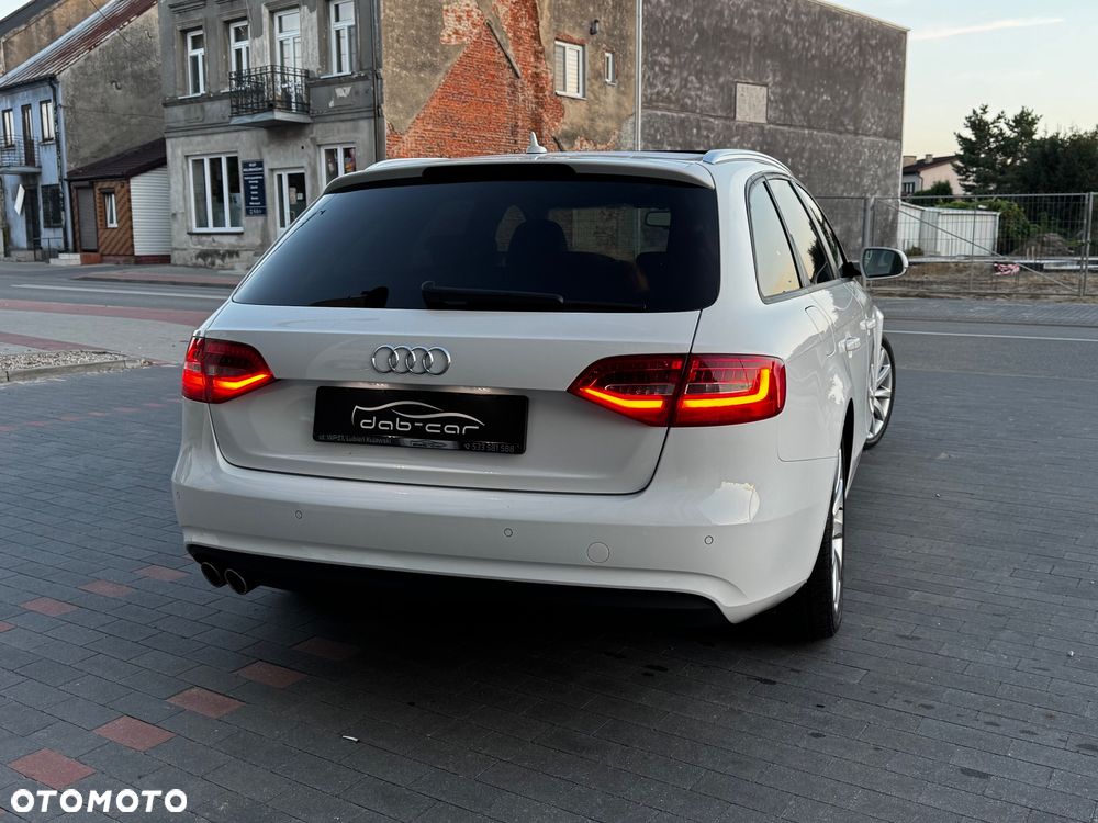 Audi A4 Avant 2.0 TDI DPF clean diesel multitronic Ambiente - 9