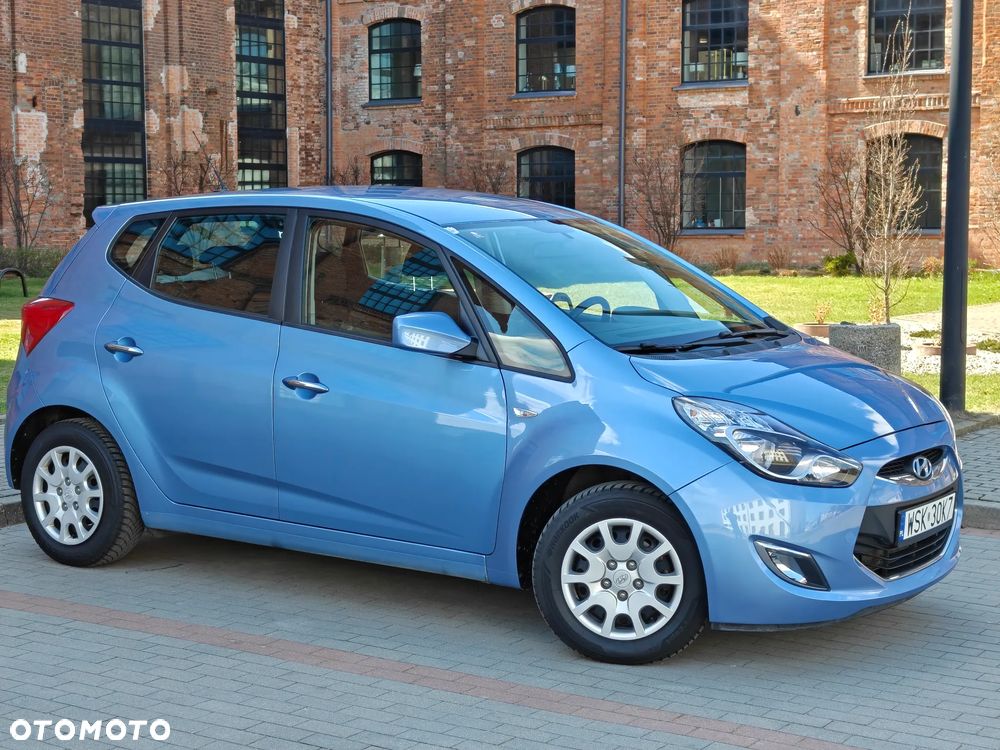 Hyundai ix20 - 11