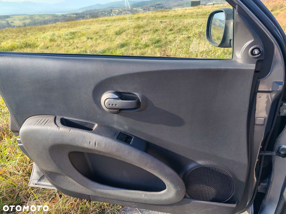 Nissan Micra 1.2 Visia - 7