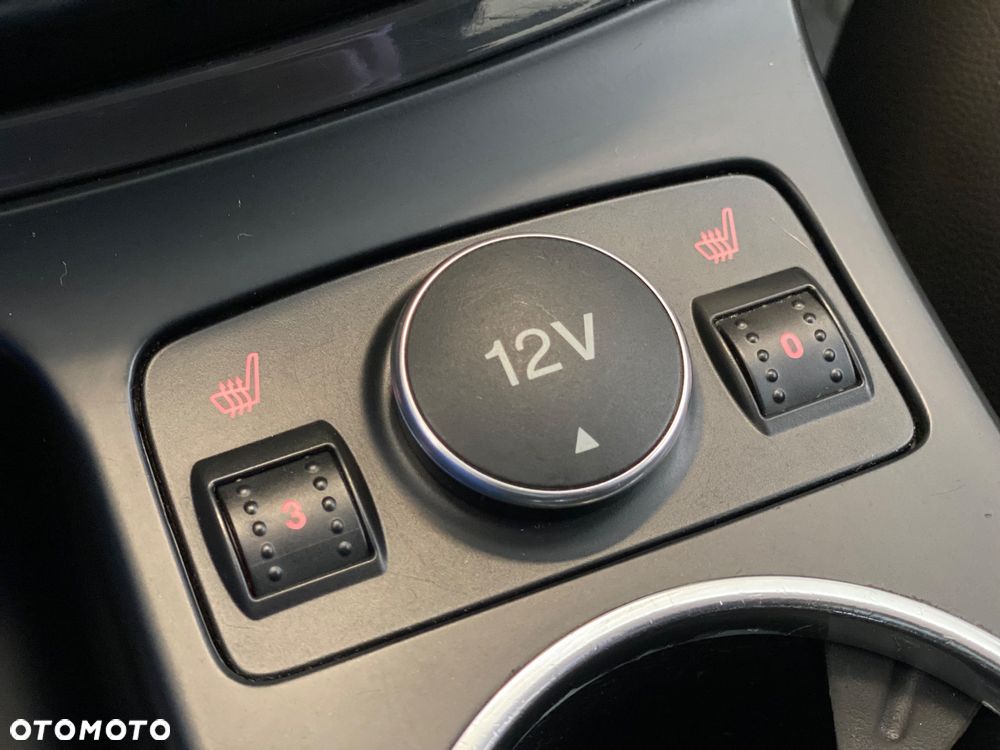 Ford Kuga 2.0 TDCi 4x4 Individual - 27