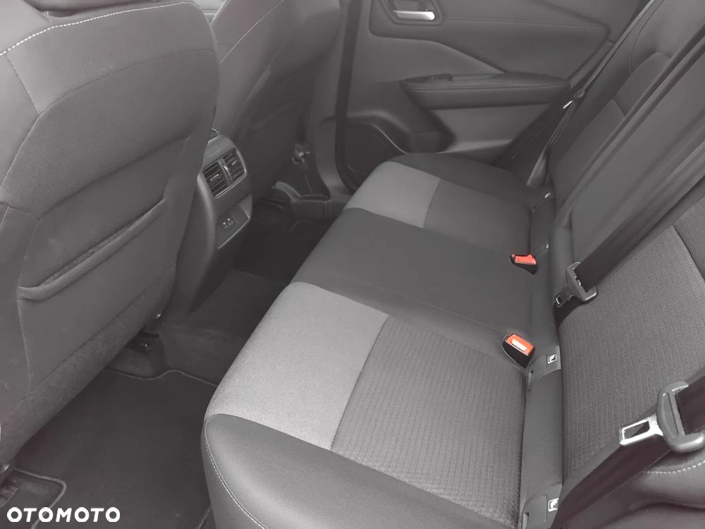 Nissan Qashqai 1.3 DIG-T MHEV 4x4 N-Connecta Xtronic - 6