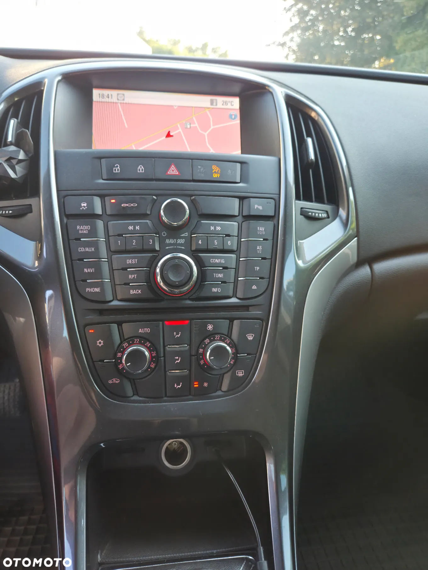 Opel Astra IV 1.4 T Sport - 12