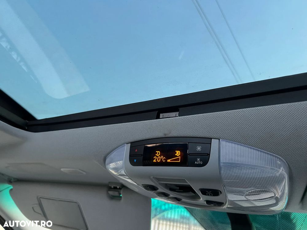 Mercedes-Benz Viano 2.2 CDI DPF lang Automatik Ambiente - 28