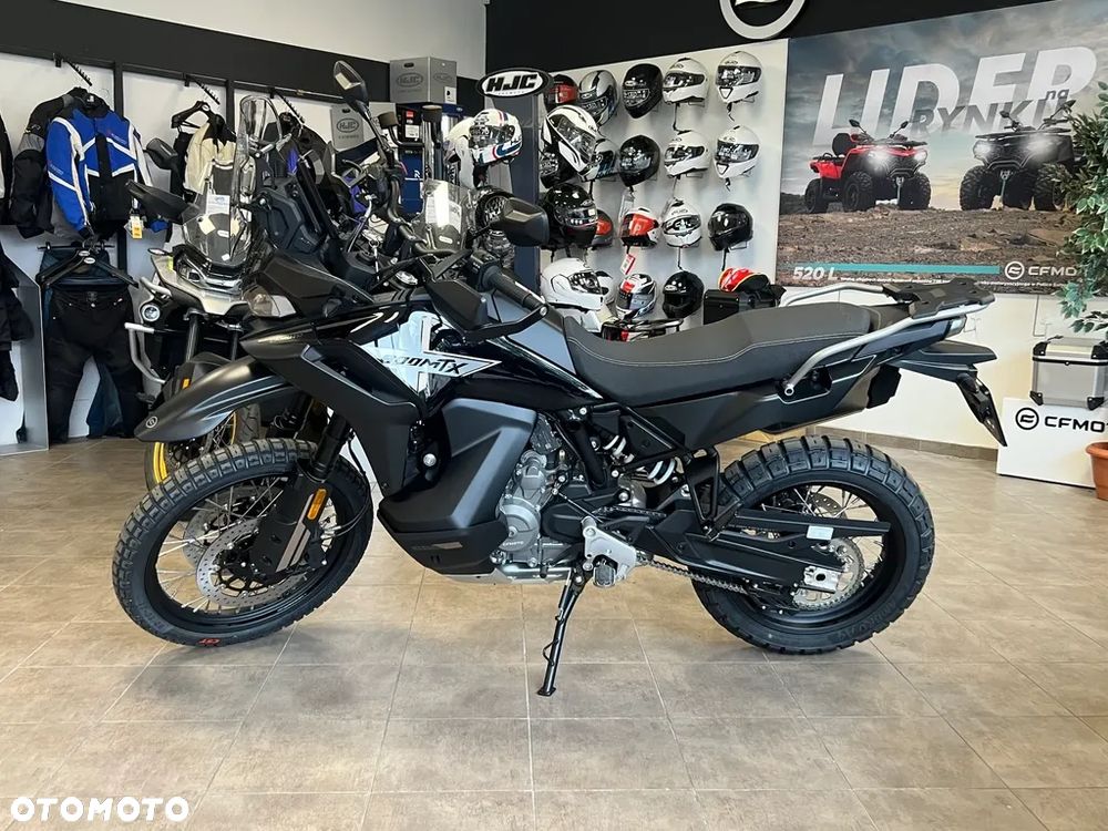CFMoto MT - 2