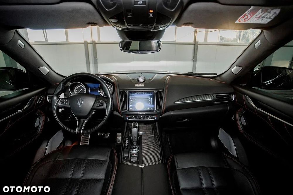Maserati Levante Q4 GranSport - 18