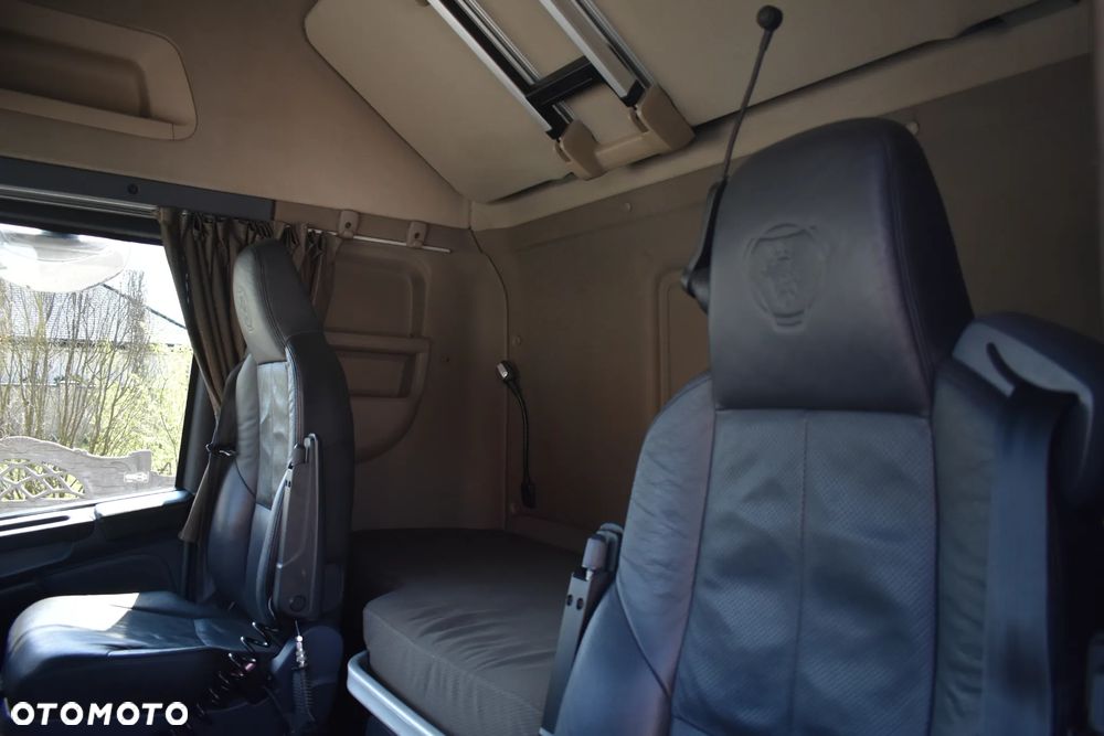 Scania R450 // CROWN EDITION // NAVI // FULL LED TYŁ I PRZÓD // SKÓRY // METALIK // DUŻA NAVI // KLIMA POSTOJOWA // - 27