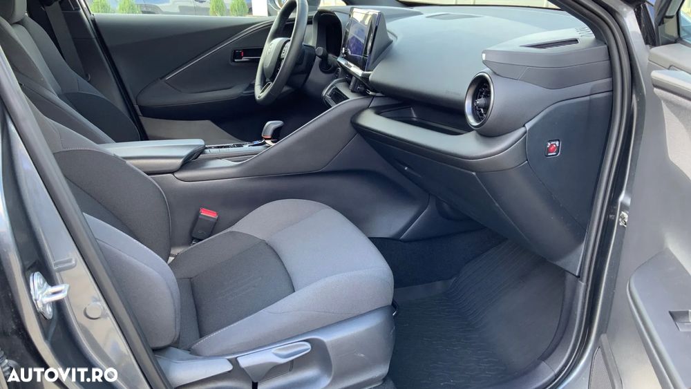 Toyota C-HR 1.8 HEV 140 CP 4x2 CVT Dynamic - 19