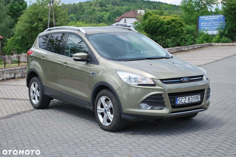 Ford Kuga 2.0 TDCi 2x4 Titanium - 9