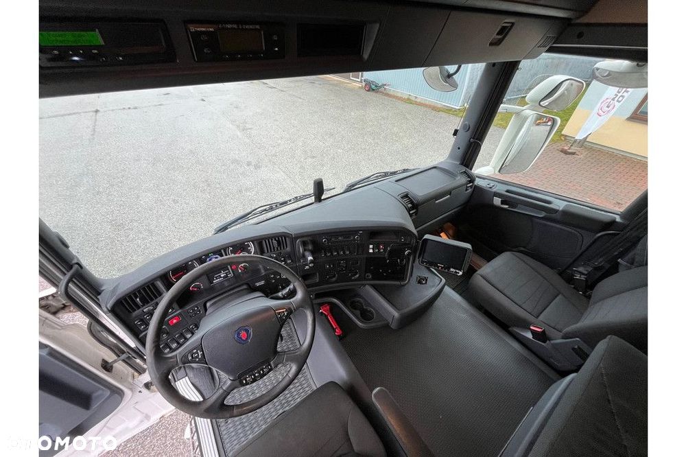 Scania G450 6x2*4 - 18