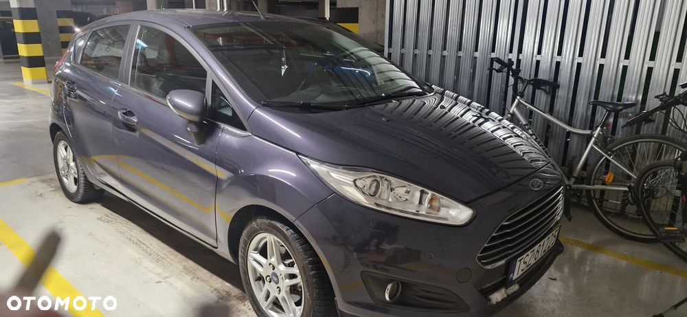 Ford Fiesta - 2