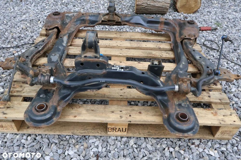 HYUNDAI TUCSON I KIA SPORTAGE II 2.0 B SANKI TRAWERS BELKA ZAWIESZENIA PRZÓD PRZEDNIA WÓZEK KOŁYSKA 04-10 - 2