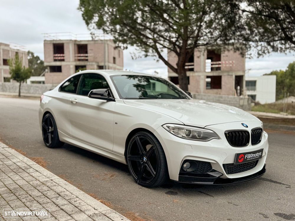 BMW 220 d Coupe Pack M - 13
