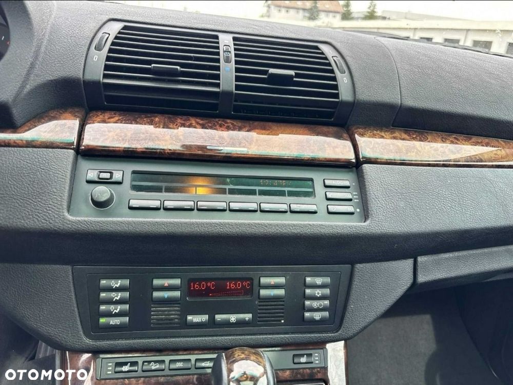 BMW X5 3.0 i Edition Exclusive Sport - 9