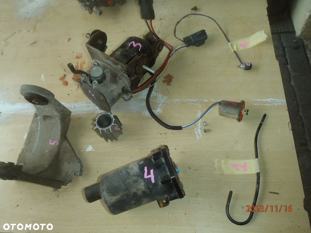 kompresor pompka zawieszenie silniczek  mocowanie tłok głowica zawór czujnik przewód wiązka kostka zbiorniczek range rover sport l320 discovery - 1