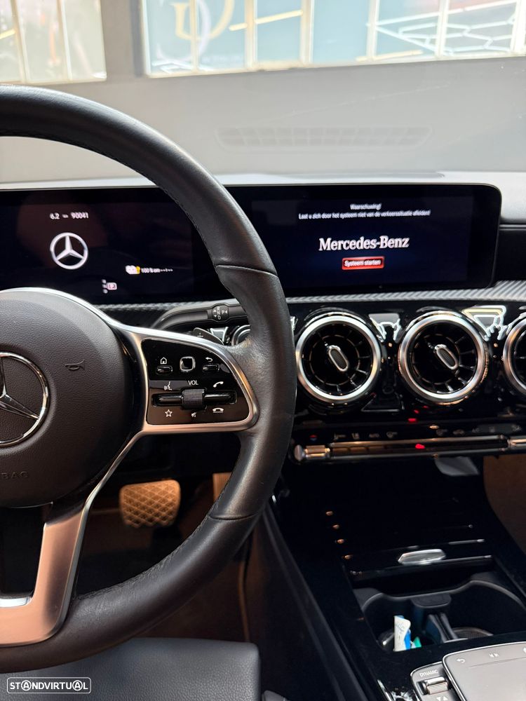 Mercedes-Benz CLA 250 e 8G-DCT Progressive - 14