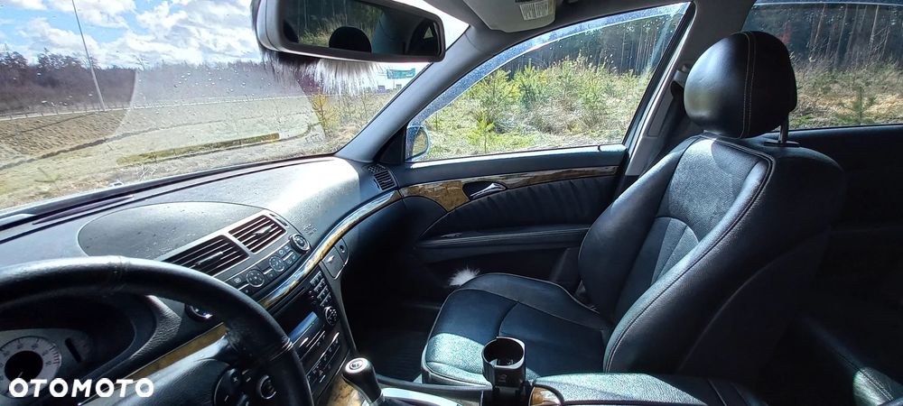 Mercedes-Benz Klasa E 200 Kompressor Automatik Avantgarde - 23