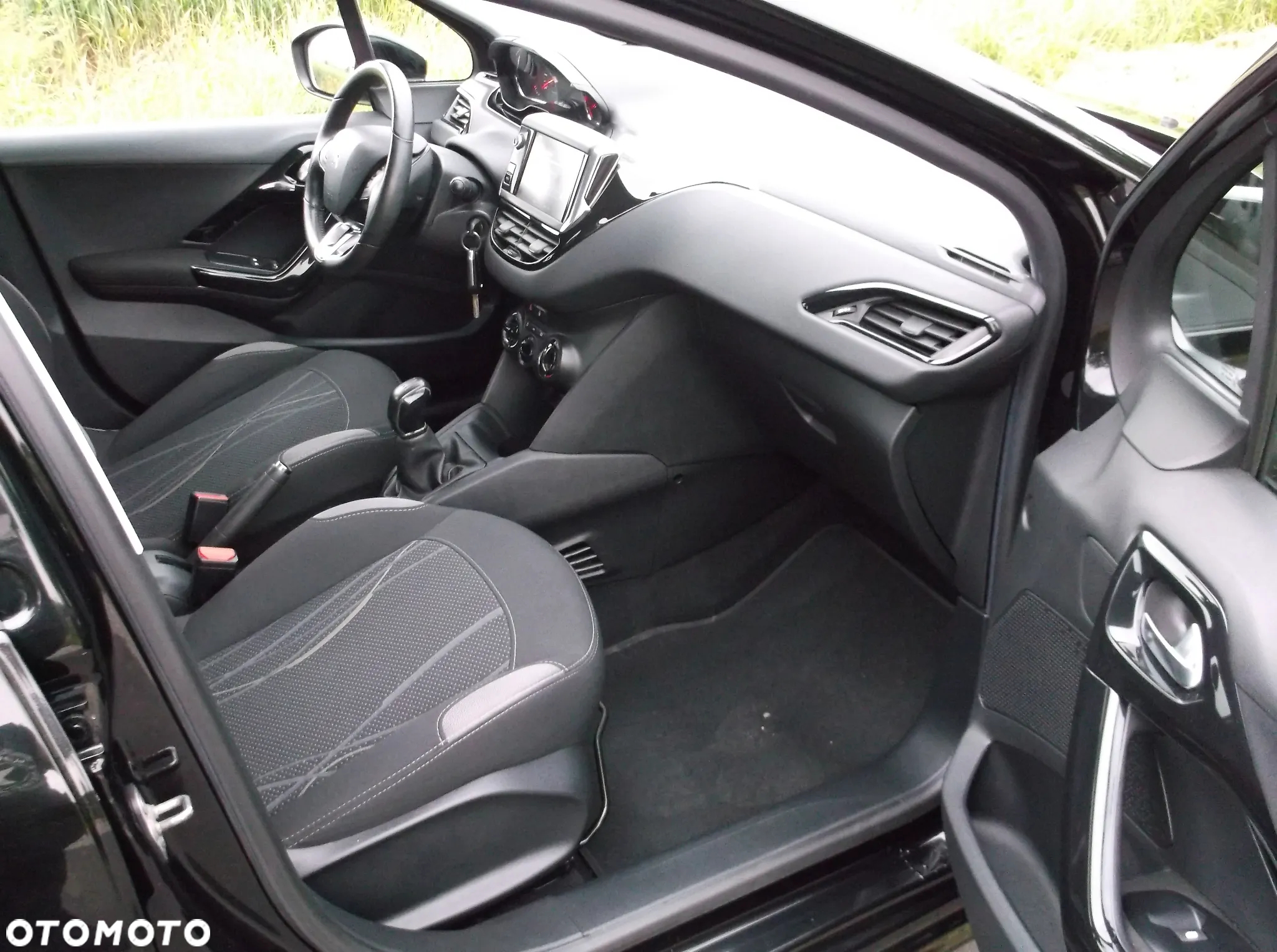 Peugeot 208 1.2 PureTech Allure - 10