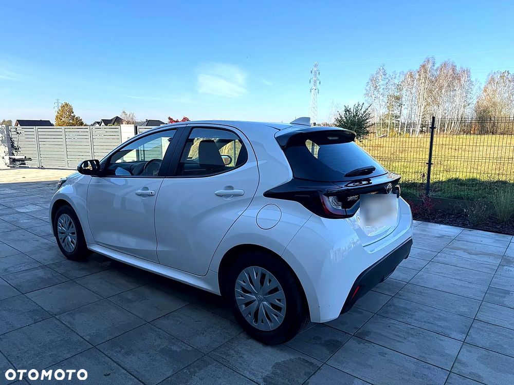 Toyota Yaris - 7
