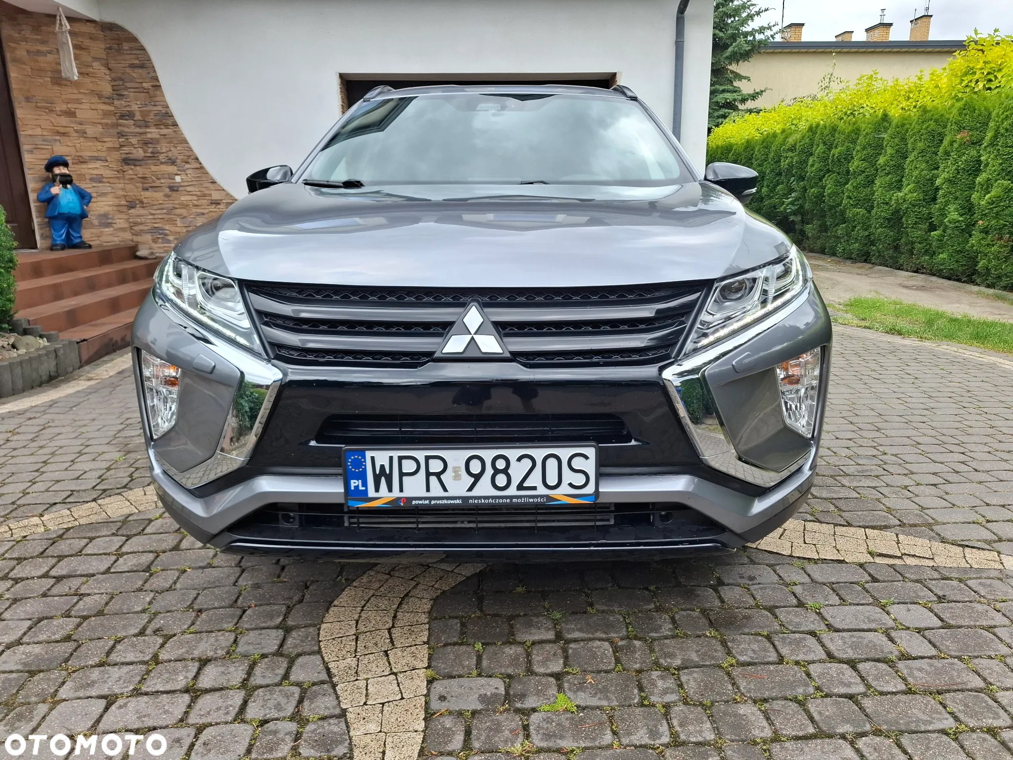 Mitsubishi Eclipse Cross - 2