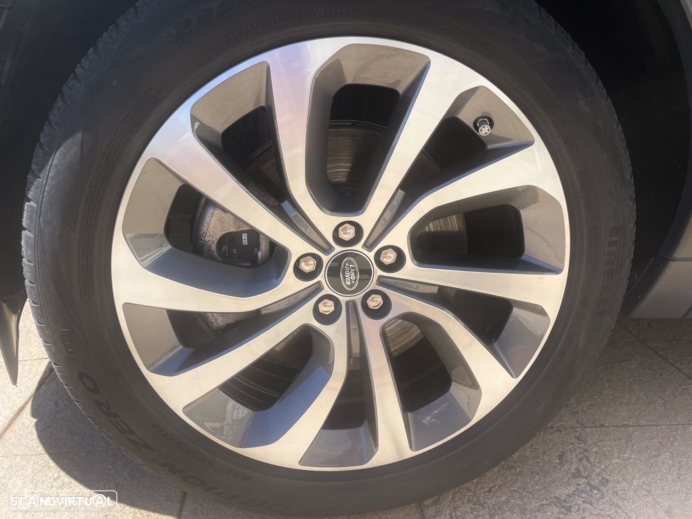 Land Rover Discovery Sport P300e R-Dynamic HSE - 6