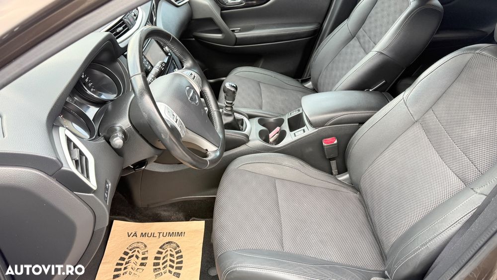 Nissan Qashqai 1.6 DIG-T TEKNA - 35