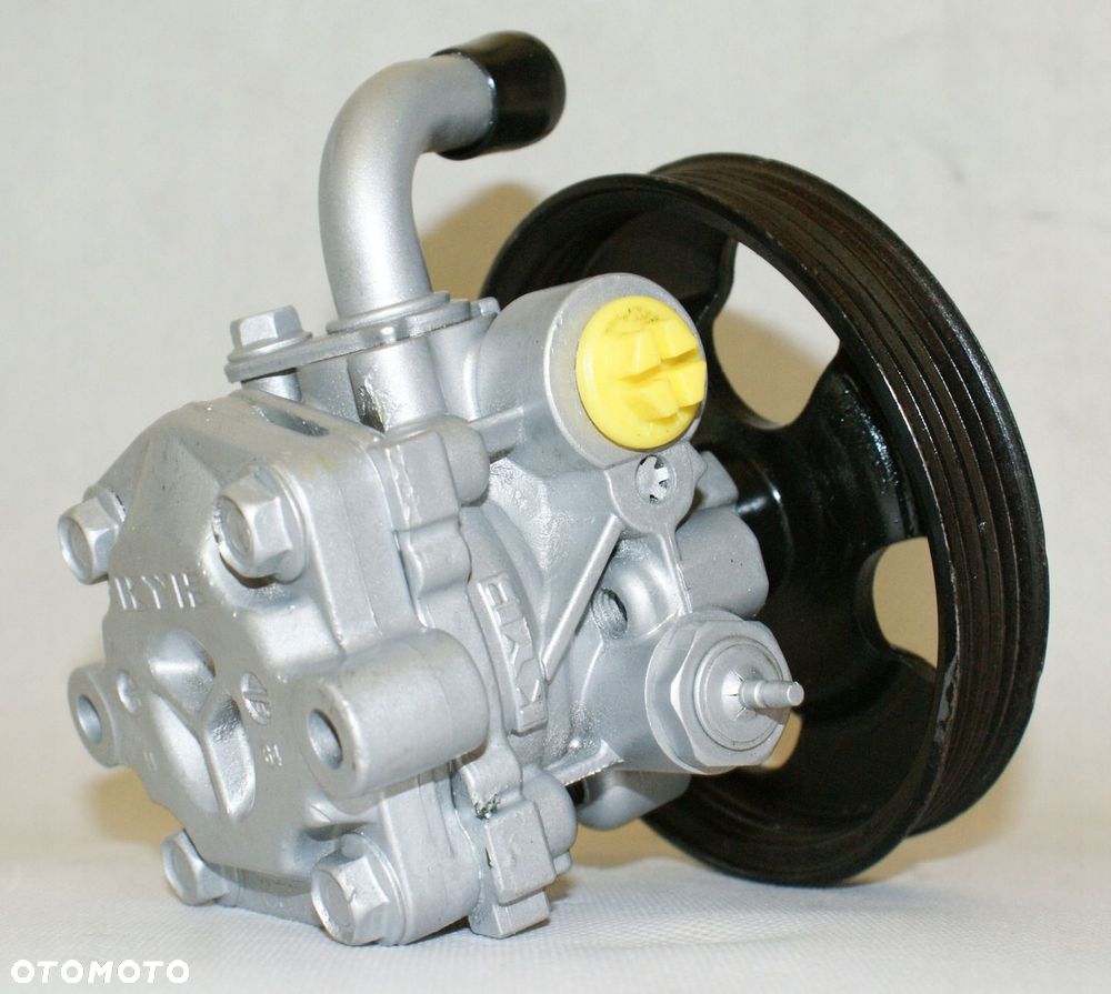 POMPA WSPOMAGANIA SUZUKI GRAND VITARA I 2.0i 65D1 - 7