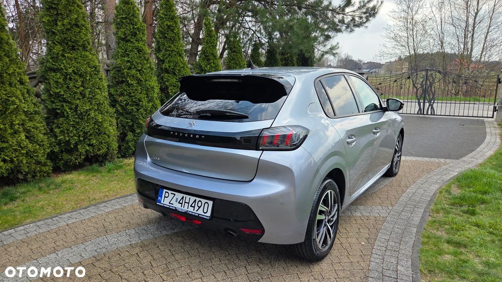 Peugeot 208 1.2 PureTech Allure S&S EAT8 - 4