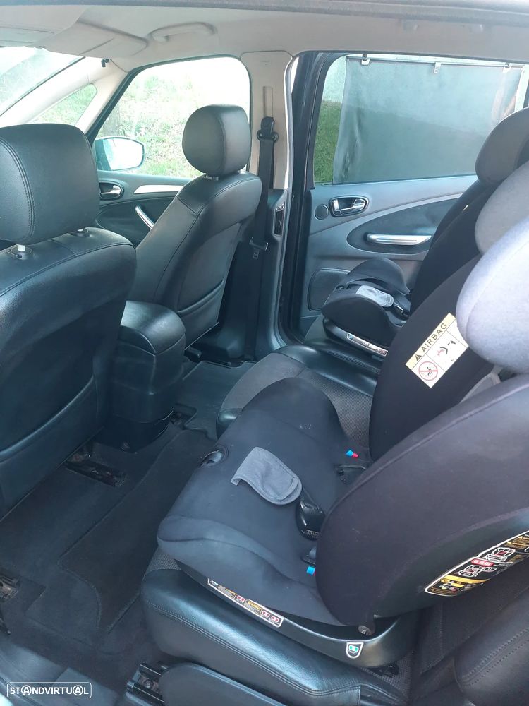 Ford S-Max 1.8 TDCi Titanium 7L - 11