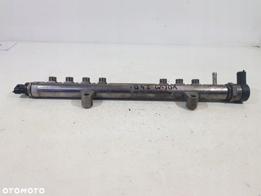 listwa wtryskowa czujniki 30777759 volvo v70 xc60 xc70 2.4 2.0d - 4