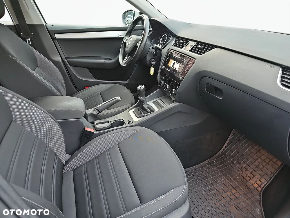 Skoda Octavia 1.6 TDI Ambition - 9