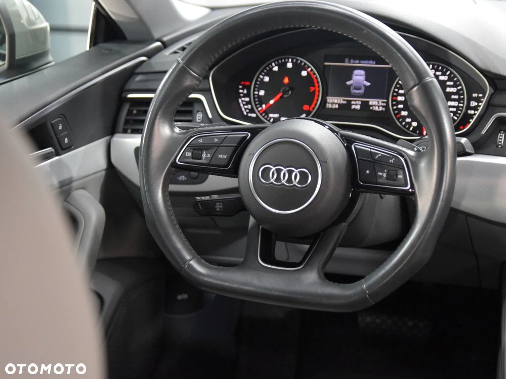 Audi A5 Sportback 40 TFSI S tronic - 22