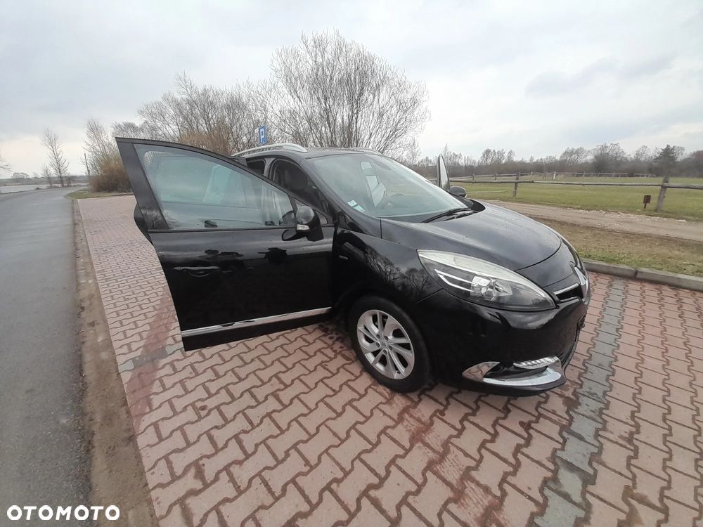 Renault Grand Scenic dCi 110 EDC Bose Edition - 11