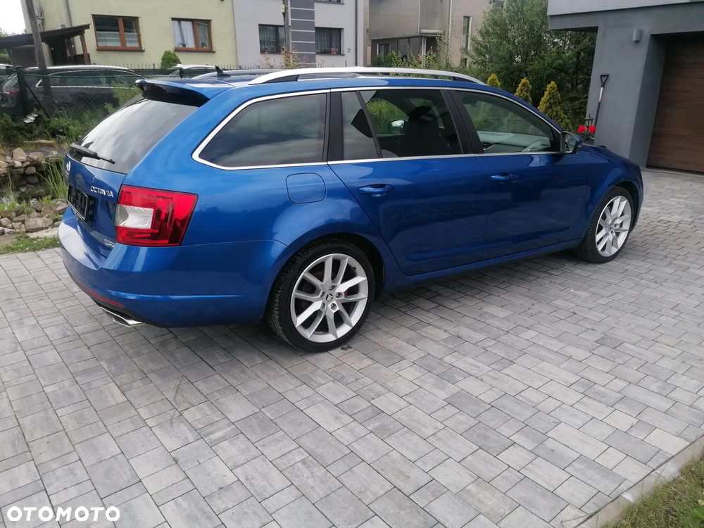 Skoda Octavia 2.0 TDI (Green tec) DSG RS - 8