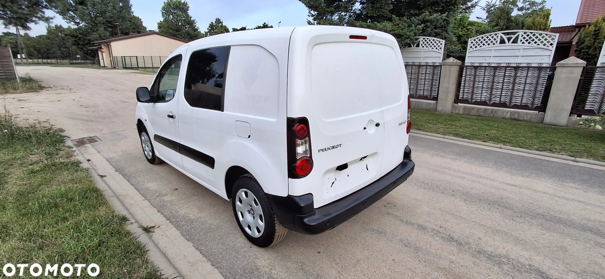 Peugeot Partner - 8