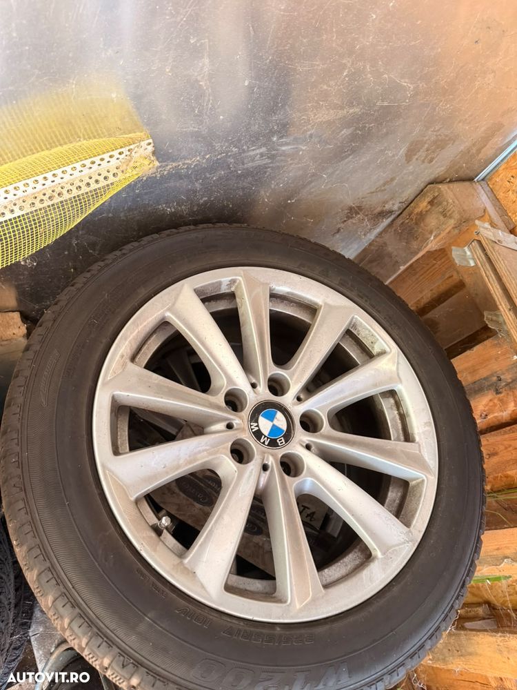 BMW Seria 5 525d xDrive AT - 30