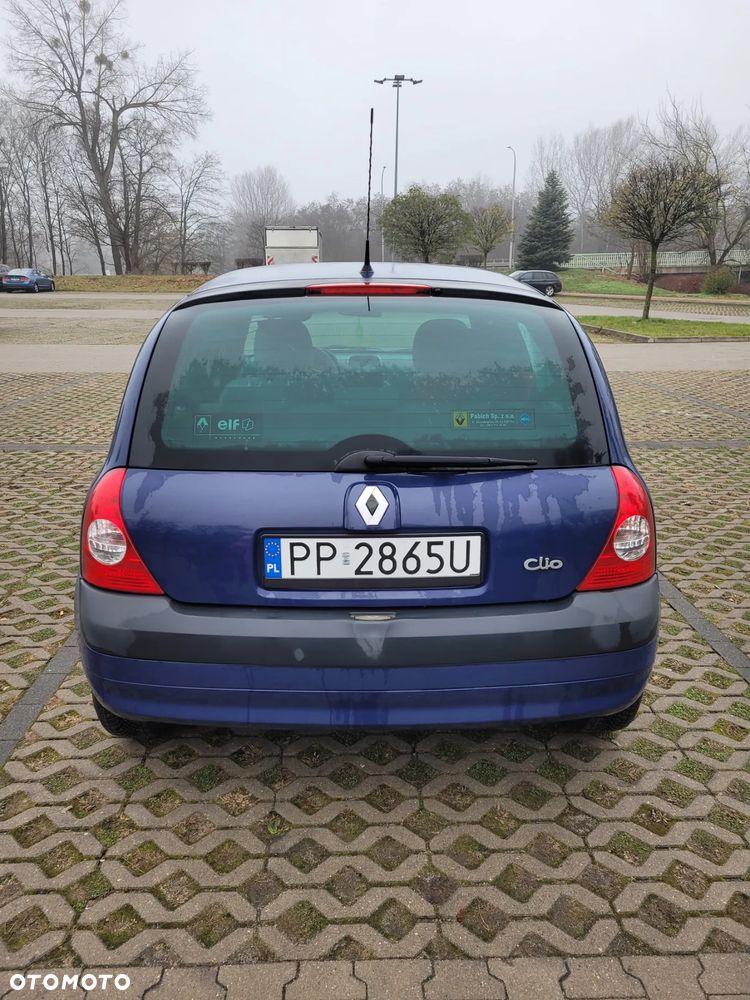 Renault Clio 1.2 Free - 8