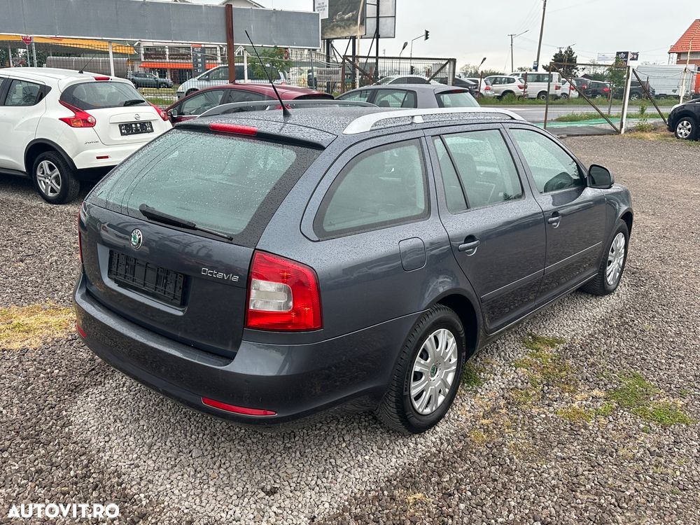 Skoda Octavia 1.6 TDI DPF Ambiente - 4