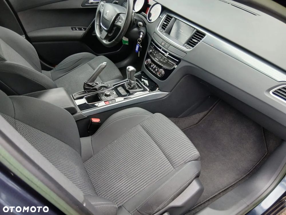 Peugeot 508 SW e-HDi FAP 115 EGS6 Business-Line - 32