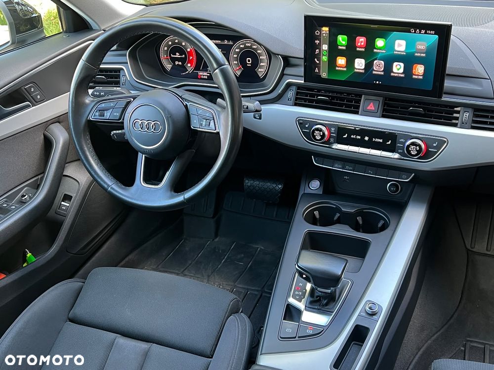Audi A4 Limousine - 36