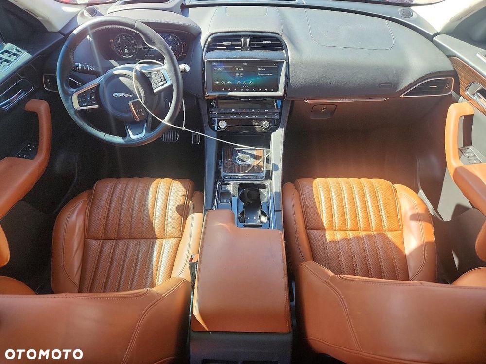 Jaguar F-Pace 2.0 i4P AWD R-Sport - 7