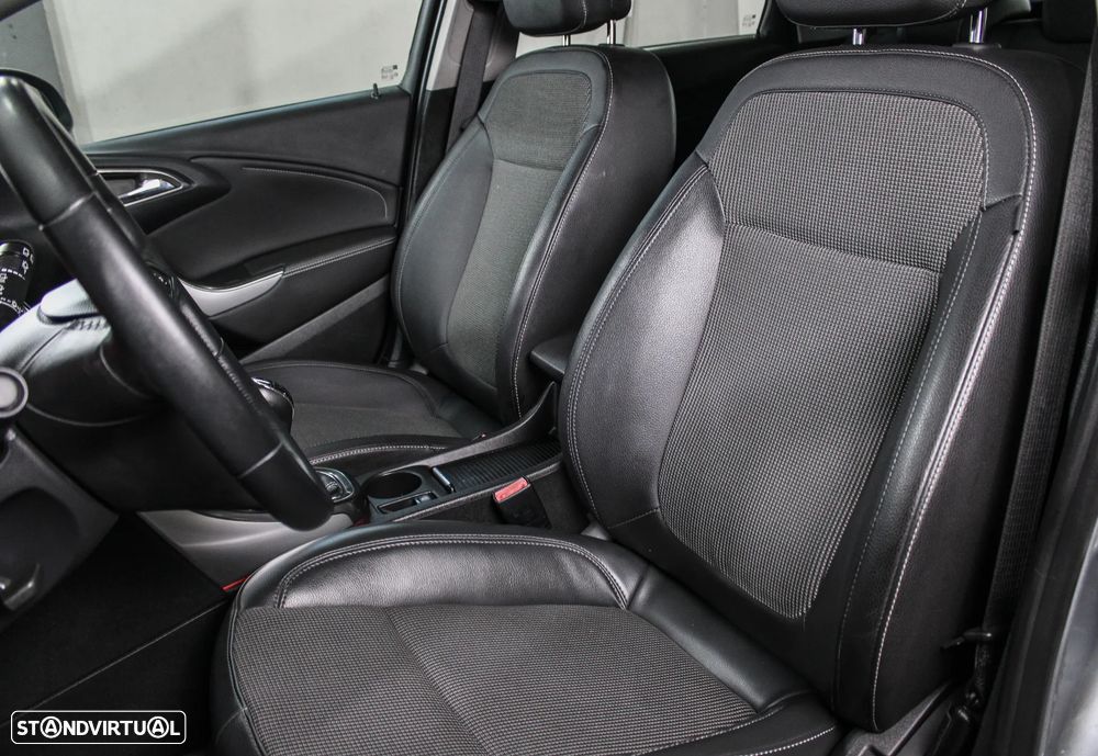 Opel Astra 1.7 CDTi Cosmo - 16