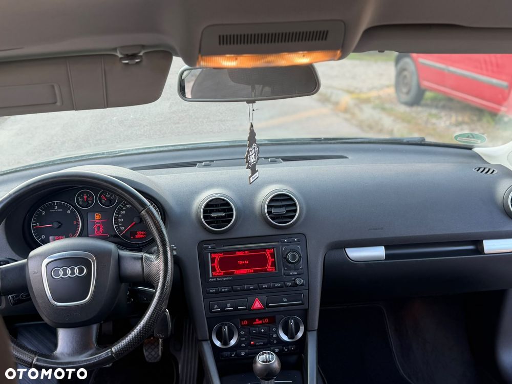 Audi A3 Sportback 2.0 TDI DPF Ambiente - 31