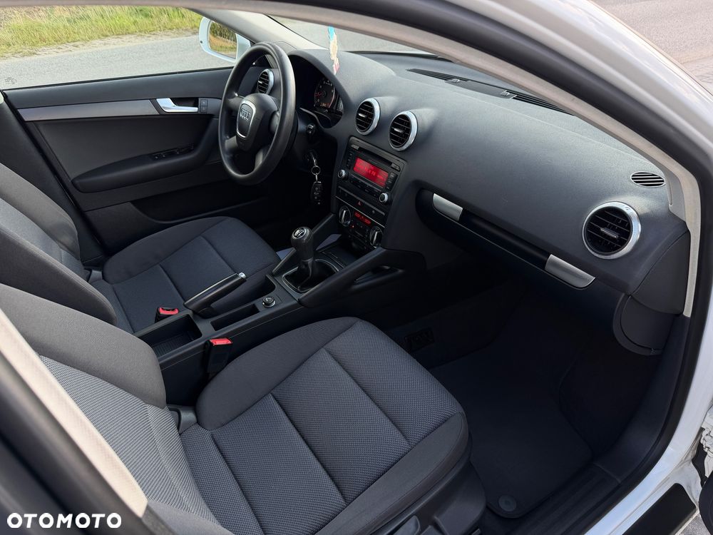 Audi A3 Sportback 1.4 TFSI Attraction - 26