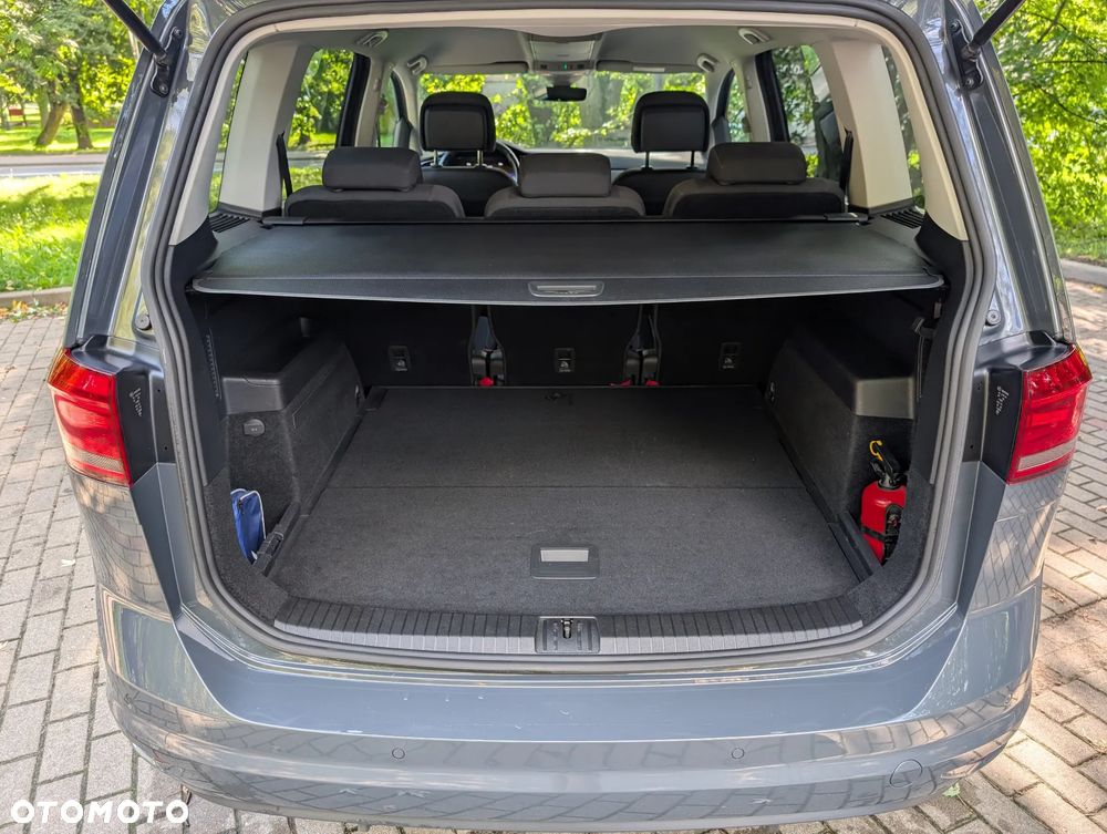 Volkswagen Touran 2.0 TDI BMT SCR Comfortline - 25