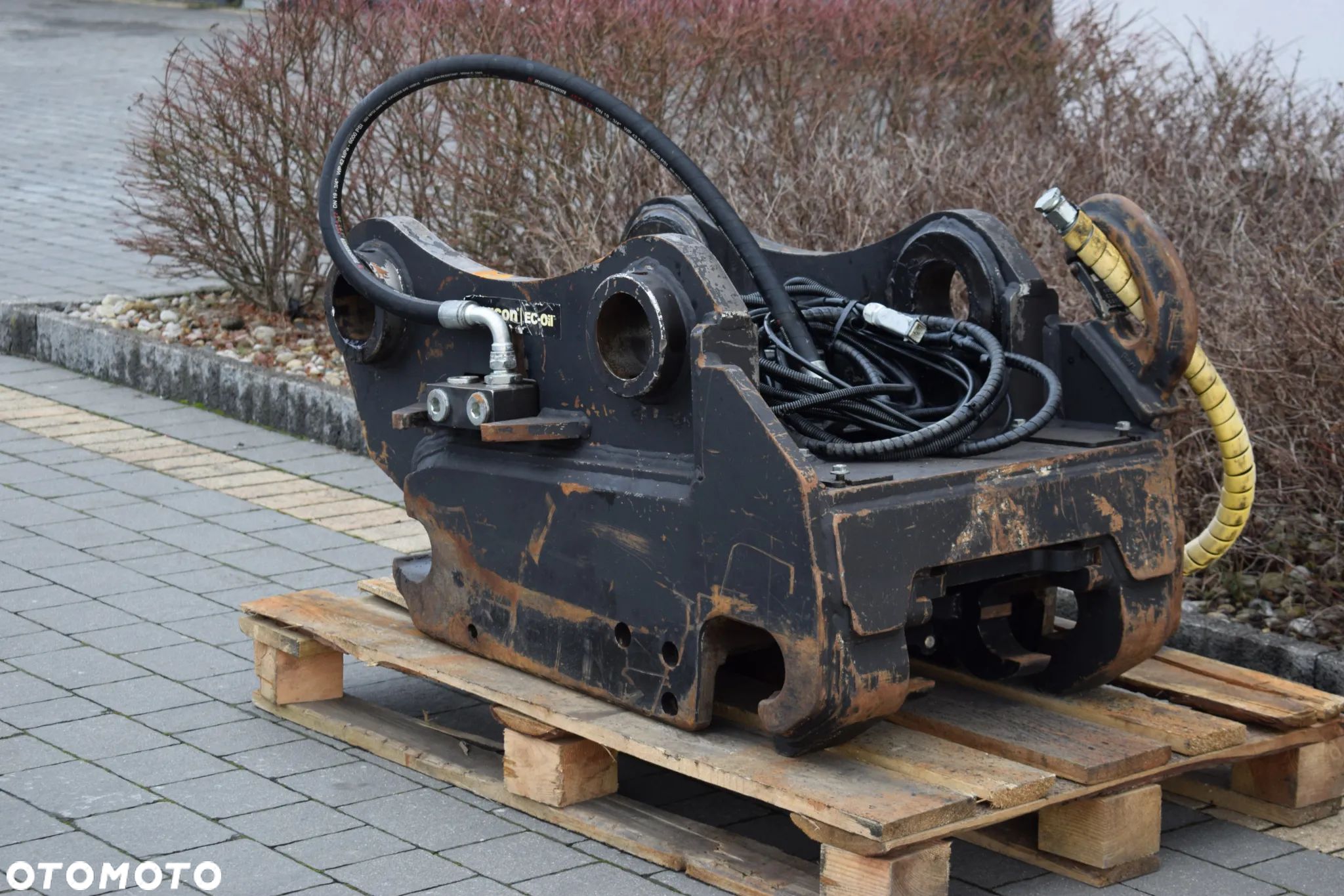 Szybkozłącze hydrauliczne Engcon EC- Oil QS80/ fi100 jak OilQuick - 1