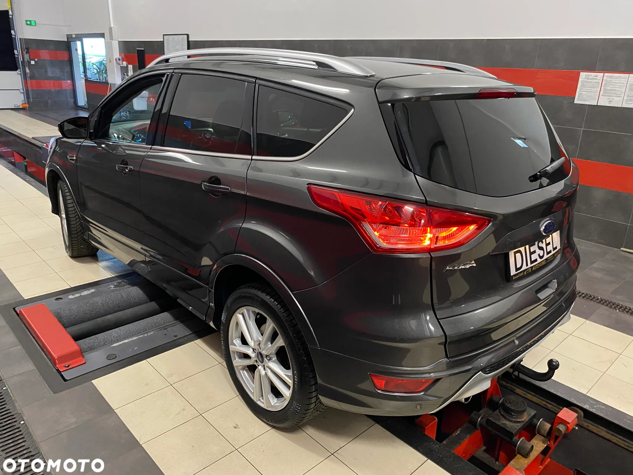 Ford Kuga 2.0 TDCi 4x4 Individual - 8