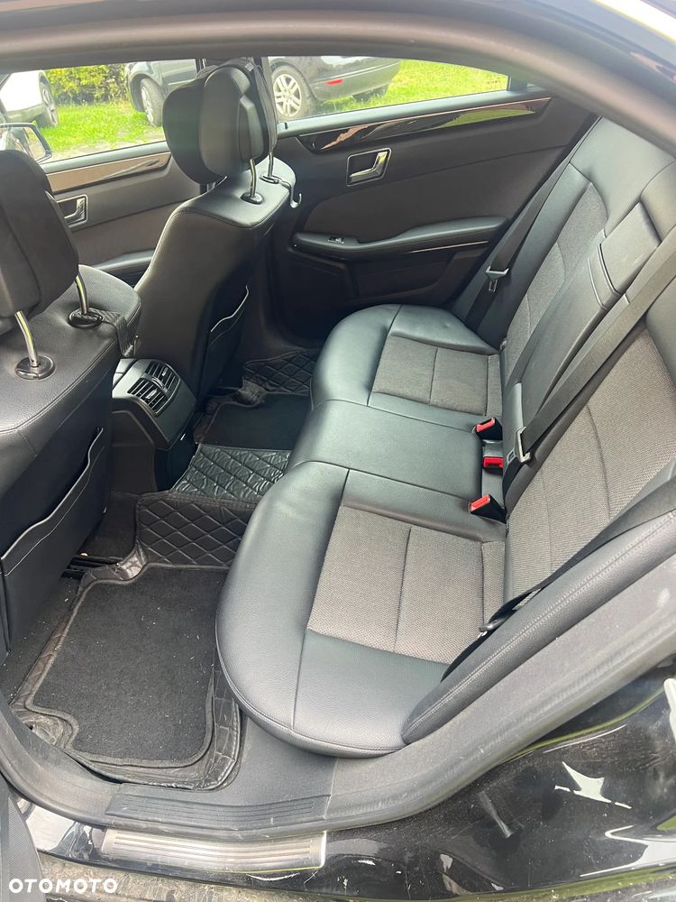 Mercedes-Benz Klasa E 350 CDI 4-Matic BlueEff Avantgarde - 4
