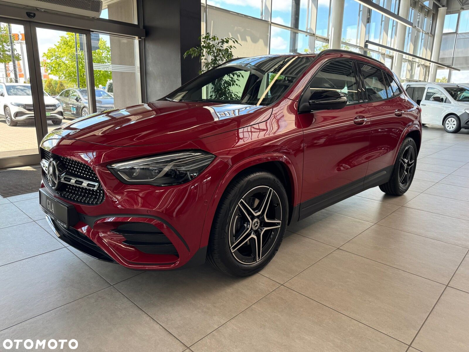 Mercedes-Benz GLA 200 - 2