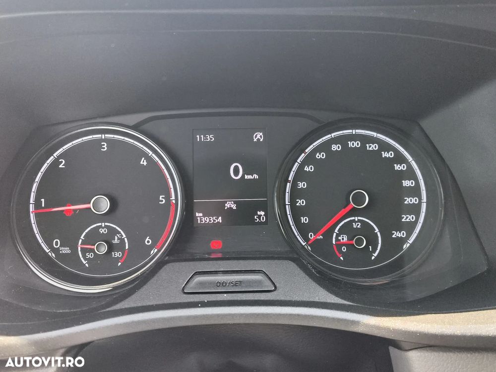 Volkswagen Transporter - 21
