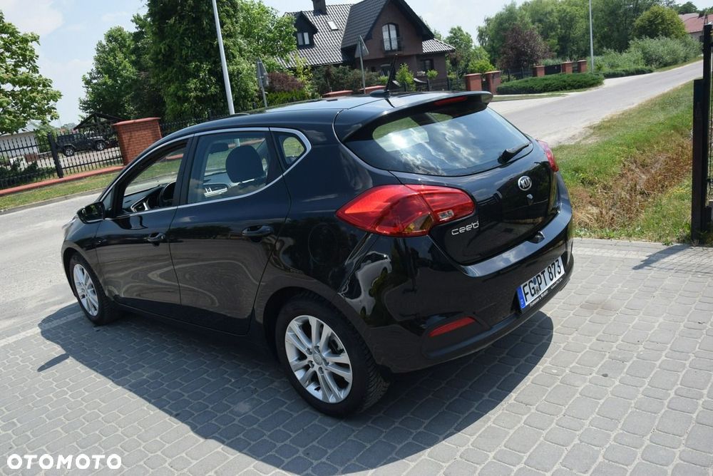 Kia Ceed 1.4 CVVT Vision - 14